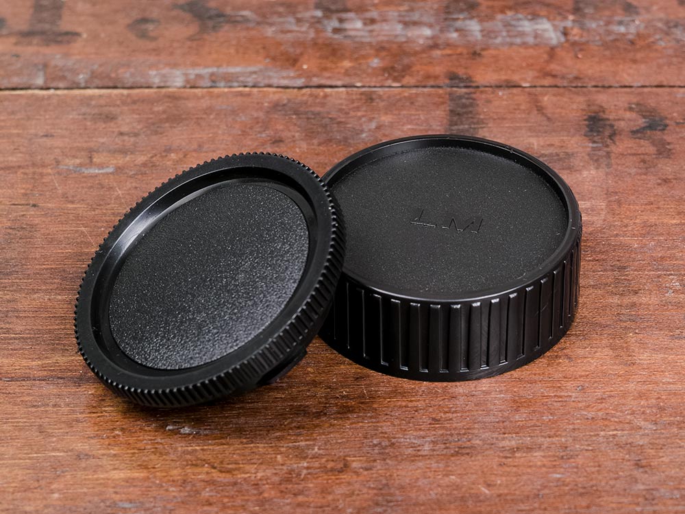 2 CAPS (BODY AND REAR LENS ) FOR LEICA M